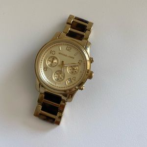 Michael Kors Leopard Print Watch - Size Small